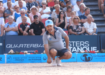Masters de Pétanque : Partie dantesque, Rocher sort Lacroix