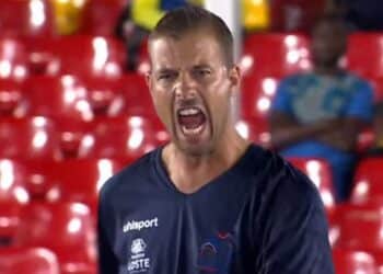 Pétanque : Dylan Rocher en or… au bout de la nuit !