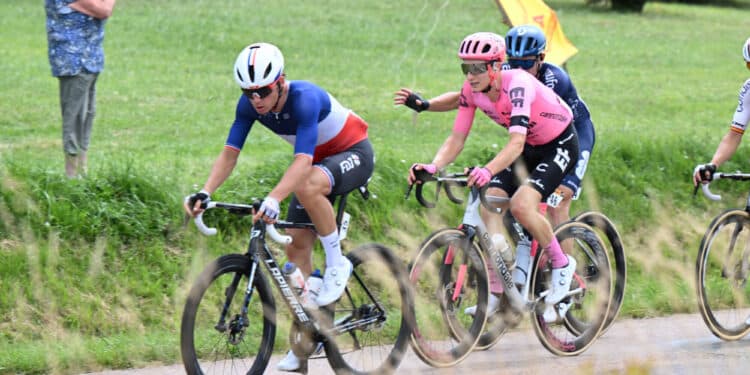 Cyclisme : Valentin Madouas souverain en Bretagne