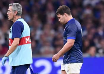 XV de France : Quelles solutions derrière Dupont ?