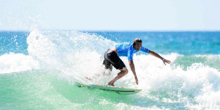 Surf et golf, mix parfait à Lacanau !