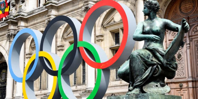 Le Tour Olympique et Paralympique s’élance de Colombes