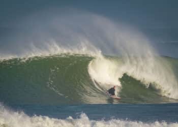 Handisport : Le para surf français sur le toit du monde !