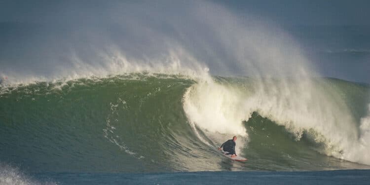 Handisport : Le para surf français sur le toit du monde !
