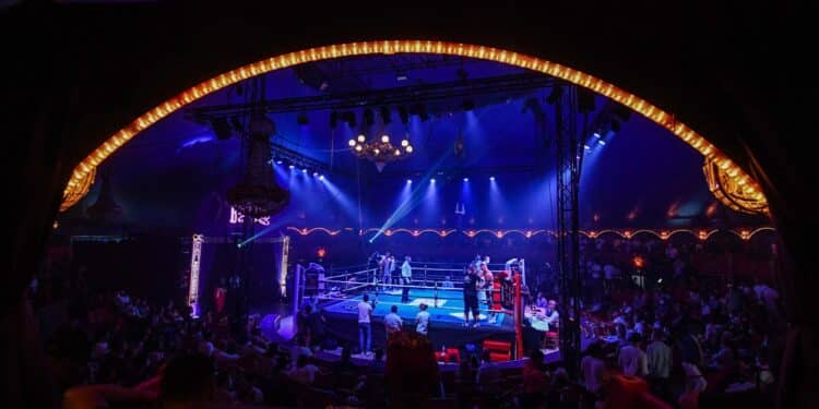 Boxe : Alexis Nicolas empoche le titre mondial au Tour Event Fight