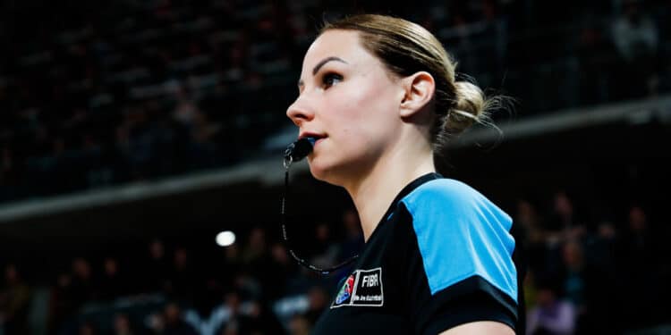 Basket : La féminisation de l’arbitrage s’intensifie à Bourges