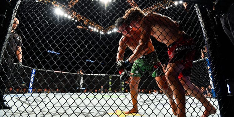 MMA : Castres montre les muscles !