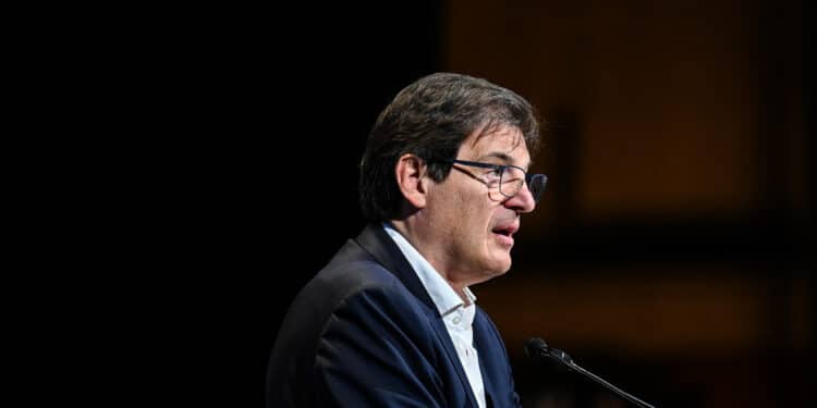 Sport et entreprise, la gestion d’équipe au centre du débat