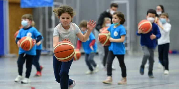 Basket : Découvrez le MiniBasket partout en France !