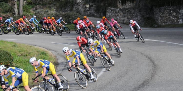 Cyclisme : La Limousine sur la ligne de départ