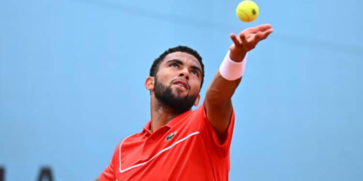 Tennis : Arthur Fils prend date à Bordeaux