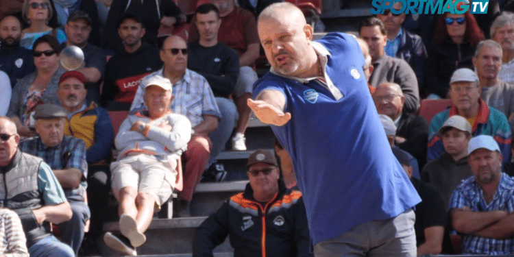 Masters de Pétanque : Lacroix remporte le duel des Equipes de France !