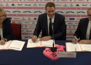 “Le transfert le plus audacieux de la saison” : le Stade Français s’installe au Camp des Loges