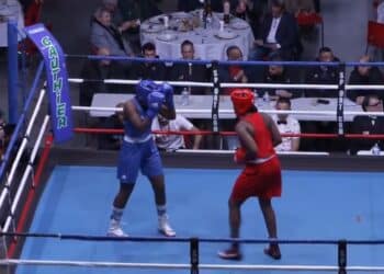 Boxe : revivez la finale Brillaux / Ayivi