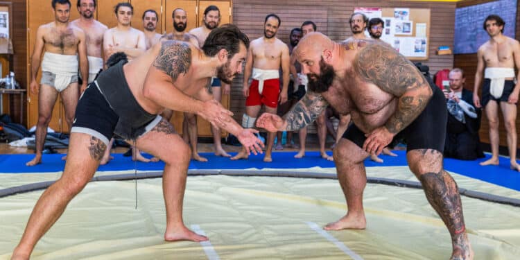 Un comeback du sumo à Paris en 2026 !