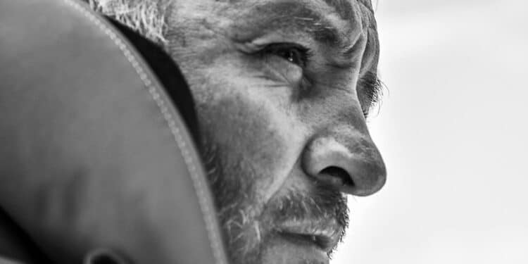 Un tour du monde en multicoque contre les vents : le pari hors normes d’Yvan Bourgnon