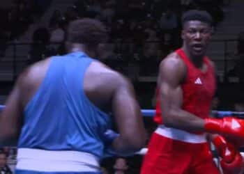 Boxe : revivez la finale Taty Bouanga / Diop