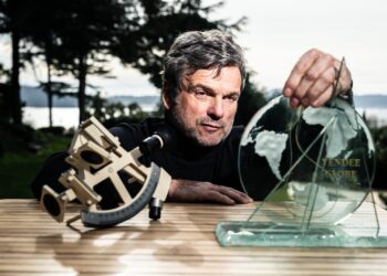 Voile : bateau en bois et fibres naturelles, le projet fou de Marc Thiercelin