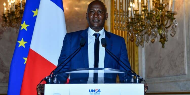 UNSS : Olivier Girault mis à pied par Elisabeth Borne