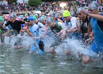 Triathlon : le Challenge Forte Village Sardaigne, un défi pas comme les autres