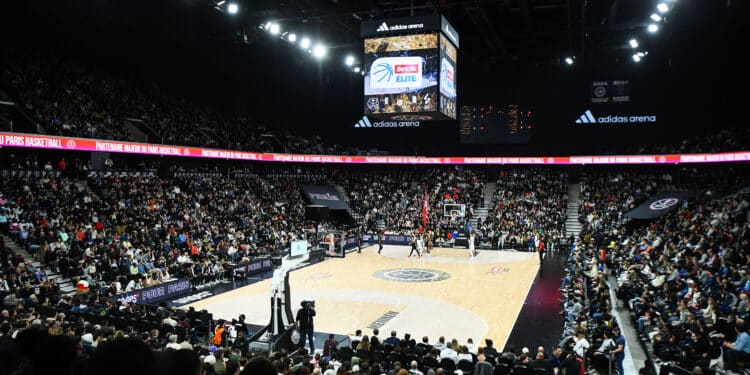 L’adidas Arena sensibilise au recyclage des équipements sportifs