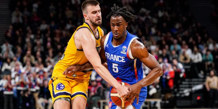 Basket : les Bleus invaincus… au buzzer !