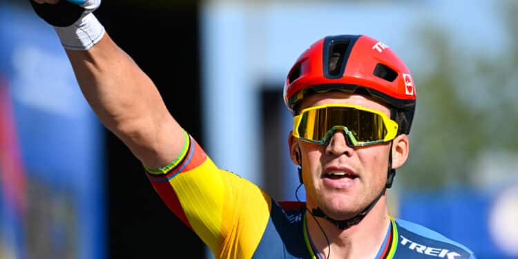 Paris-Nice : Pedersen rigole, Martinez perd tout