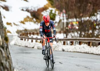 Paris-Nice : Storer transperce la neige à Auron 