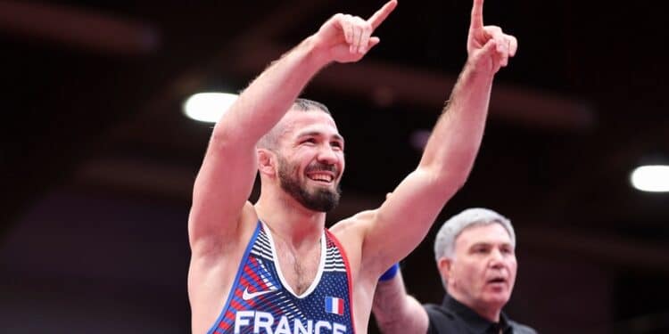 Lutte : argent content pour les Bleus