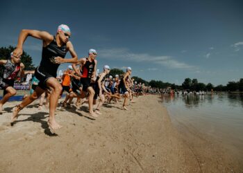 Triathlon : première mondiale à Fréjus – Saint-Raphaël !