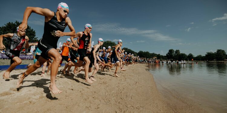 Triathlon : première mondiale à Fréjus – Saint-Raphaël !