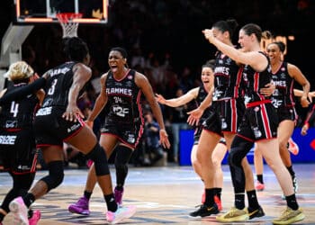 Basket : les Flammes Carolos embrasent Bercy !