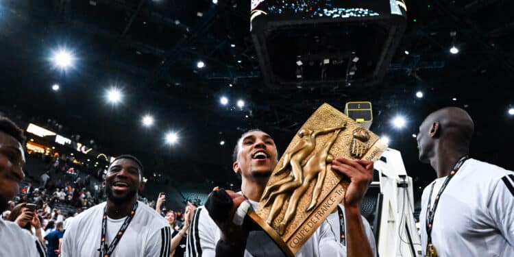 Basket : la Coupe de France, une éclaircie sur Paris
