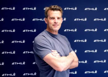 Athlétisme : la FFA tend une perche à Jean Galfione