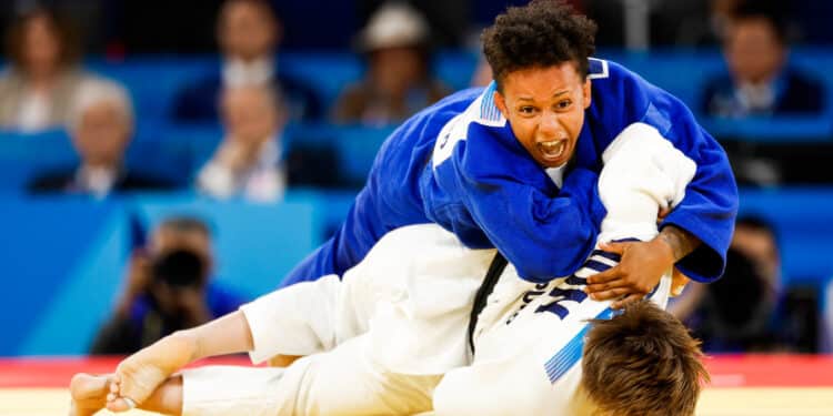 Judo : De l’or pour Amandine Buchard et Sarah-Léonie Cysique