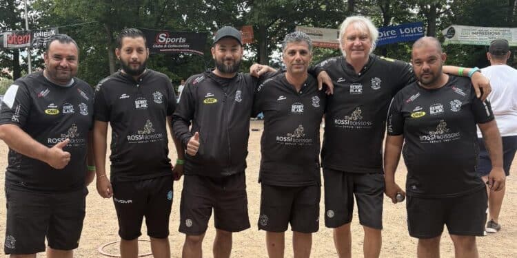 Pétanque : Foyot et la Boule Aixoise renversent les Equipes de France à Firminy !