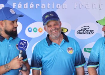 Pétanque : Lacroix rescapé file en finale, pour la légende !  