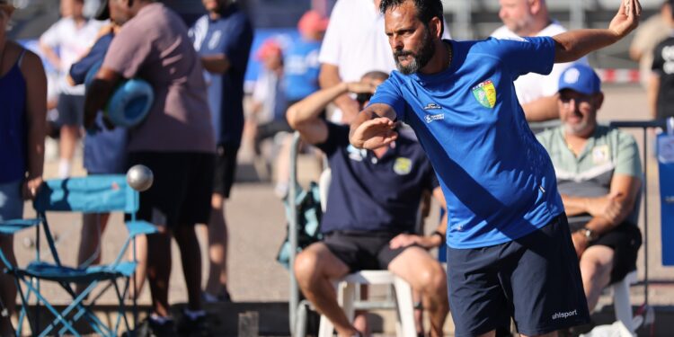 Pétanque : Champions en titre et favoris écartés, la couronne est à prendre en doublette mixte !