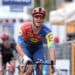 Critérium du Dauphiné : Jonathan Milan en mode TGV