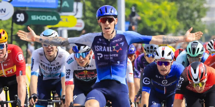Critérium du Dauphiné : Stewart vainqueur, Evenepoel à terre