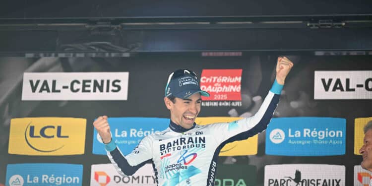 Critérium du Dauphiné : Martinez cinq étoiles, Pogacar sacré