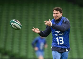 Pétanque : et si Antoine Dupont se mettait à la pétanque ?