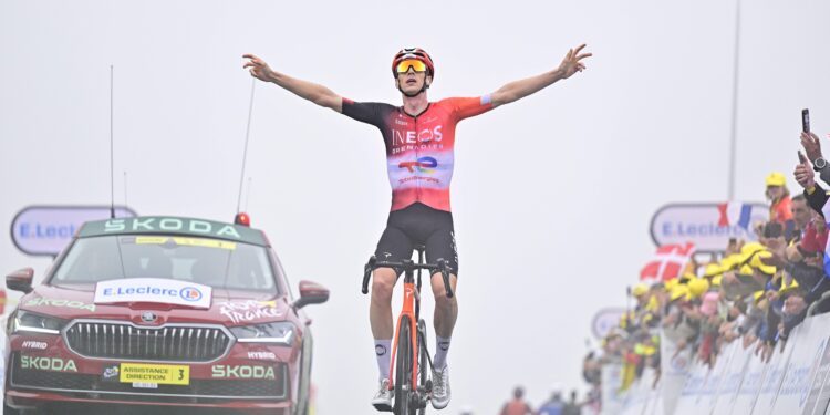 Tour de France 2025 : Arensman frustre (encore) Pogacar !