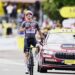 Tour de France 2025 : étape dantesque, Groves fend la pluie et Jegat chipe le top 10 !
