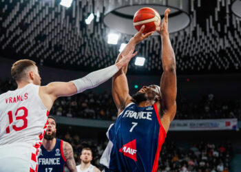 EuroBasket 2025 : Les Bleus de Fauthoux ont-ils les épaules pour viser l’or ?