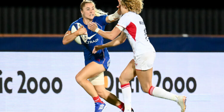 Rugby : les Bleues corrigées par l’Angleterre, en route vers le Mondial