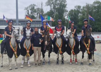 Les Bleus sacrés champions du monde de pony-games en Open