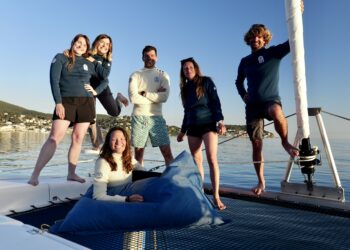 Traversée de l’Atlantique à la nage : le pari écologique et pédagogique de Swim For Change
