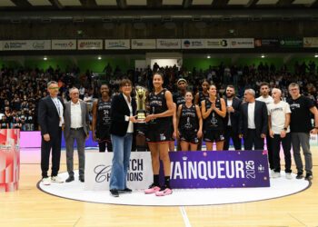 Basket : les Flammes Carolos s’embrasent déjà 