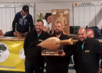 Pétanque : Rocher – Robineau – Durk, trio magique à Nyons !
